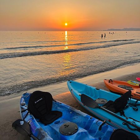 Beachfront Bliss Дуррес Экстерьер фото